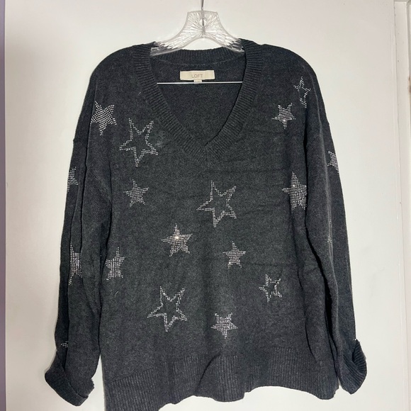 LOFT Charcoal Star V-Neck Sweater - Picture 1 of 4